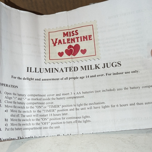 Miss Valentine Illuminated Milk Jugs - Picture 6 of 10